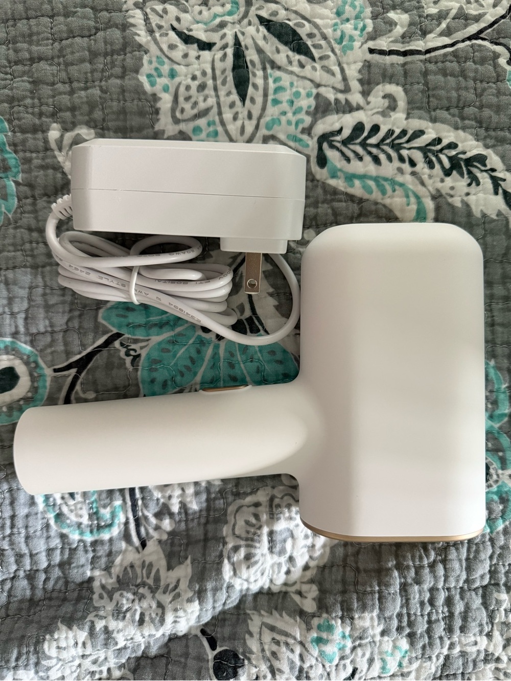 Handheld Hair Removal Device - Picture 7 of 8
